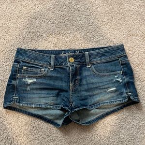 Like new American Eagle size 4 stretch shorts